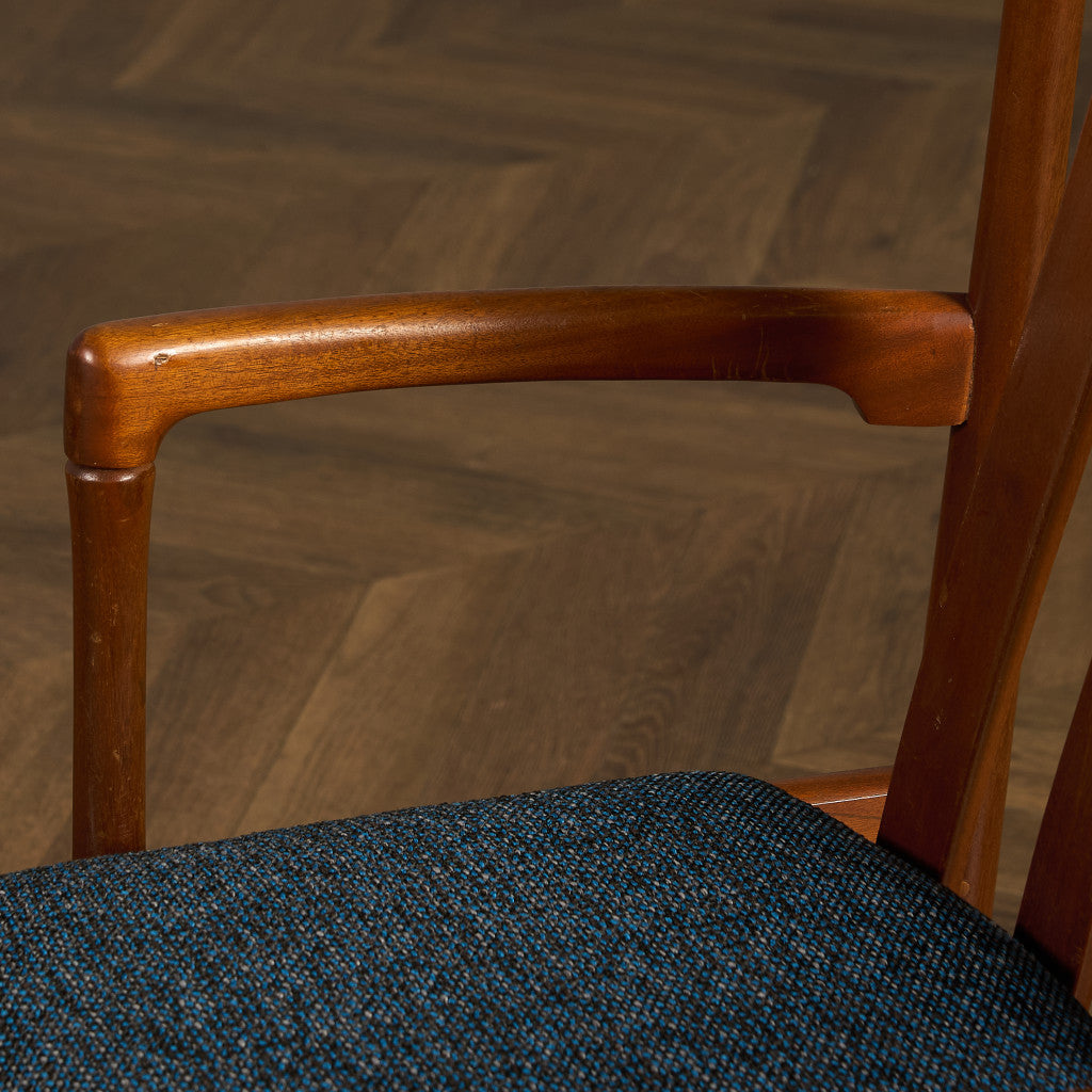 スラットバック アームチェア 座面張替え済み (LUUM)