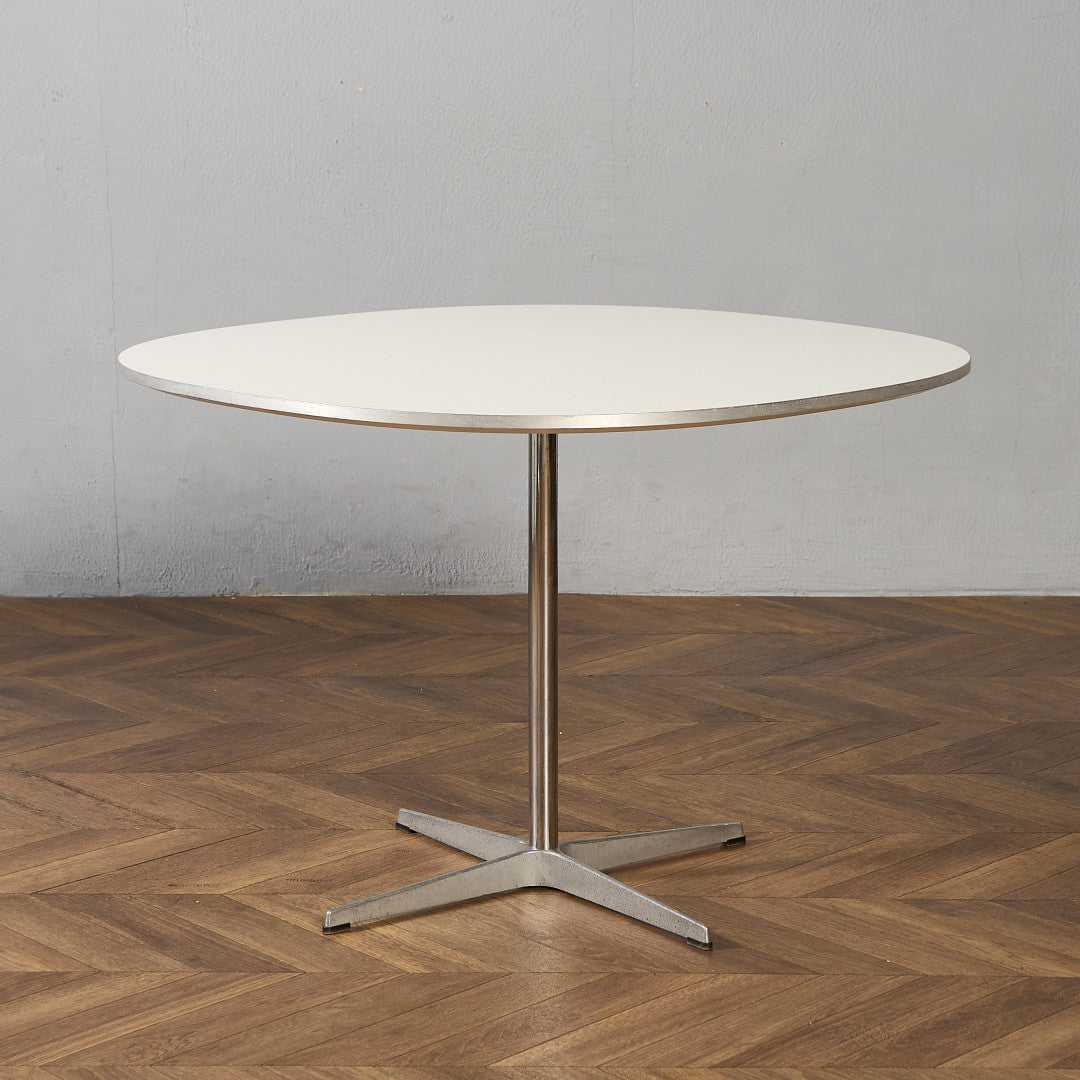 Fritz Hansen A603 Super-circular Table スーパー円テーブル