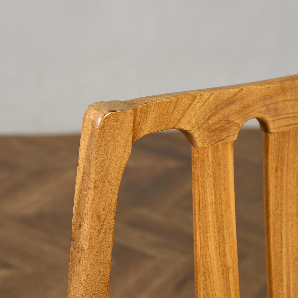 ダイニングチェア