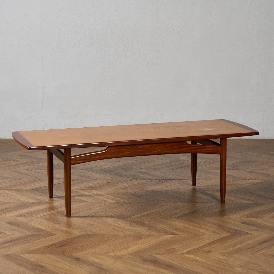 brasilia コーヒーテーブル