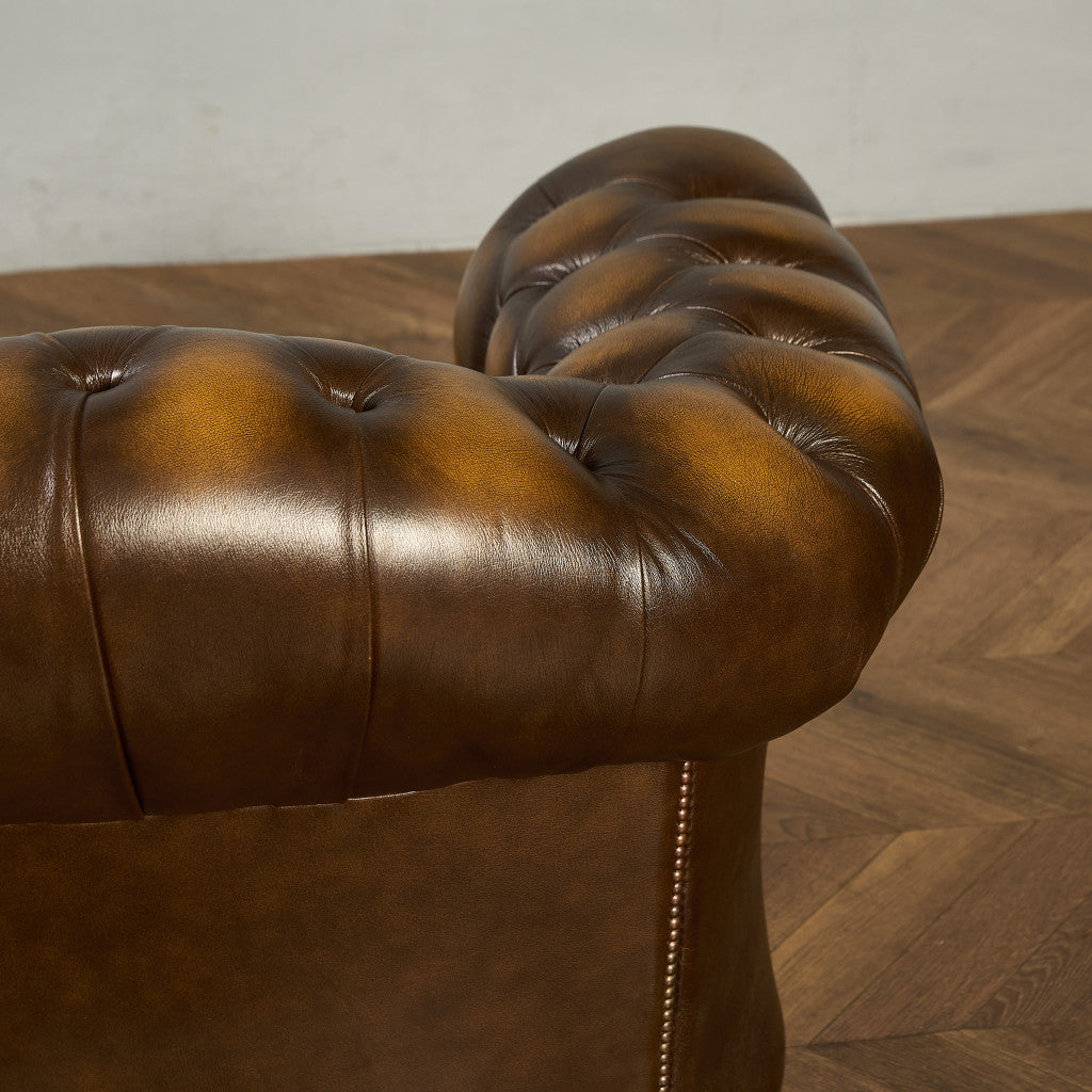 英国 クラシック チェスターフィールド ソファ