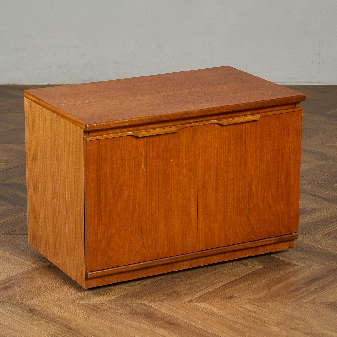 ヴィンテージ TVボード