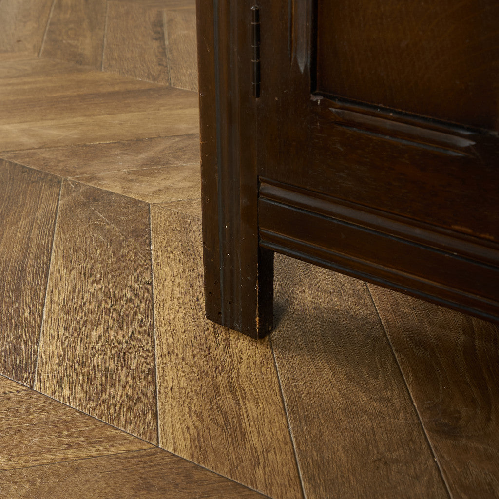 英国 クラシック コートカップボード