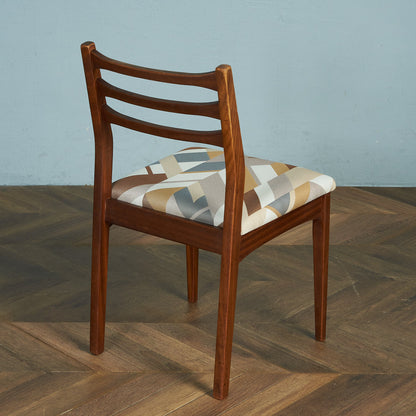 ヴィンテージ ダイニングチェア / 座面張替え済み (LUUM)