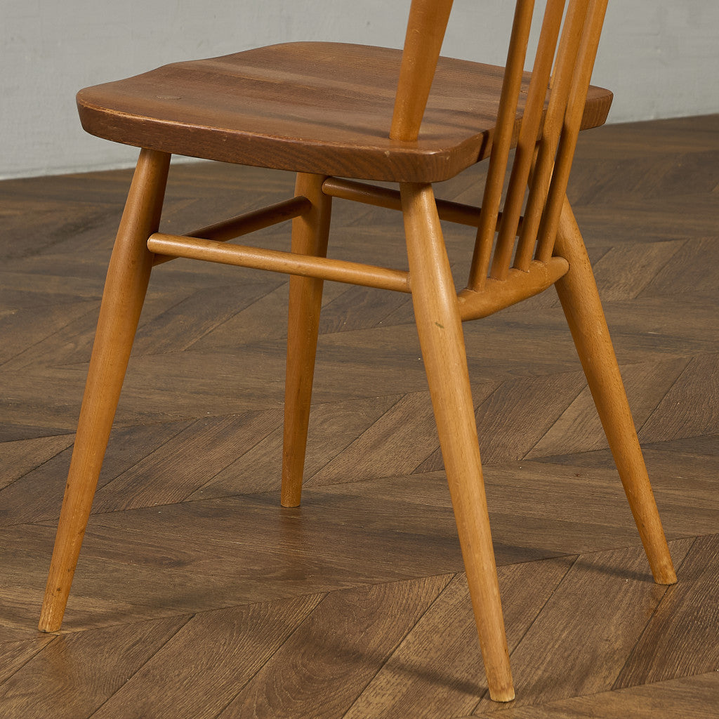 ヴィンテージ スティックバック ハイバックチェア