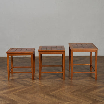 デンマーク タイルトップ ネストテーブル