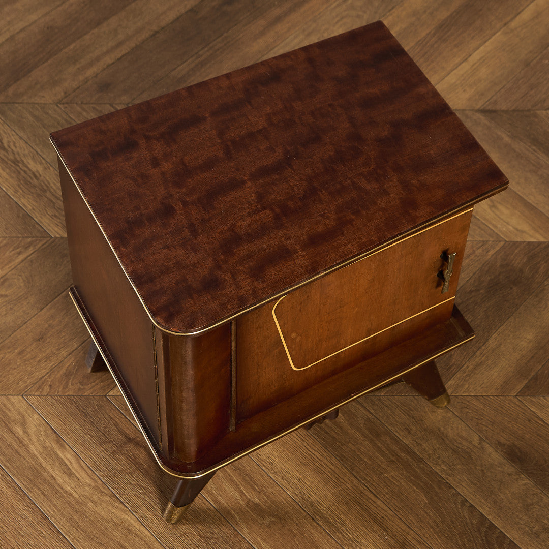 英国 ヴィンテージ サイドキャビネット