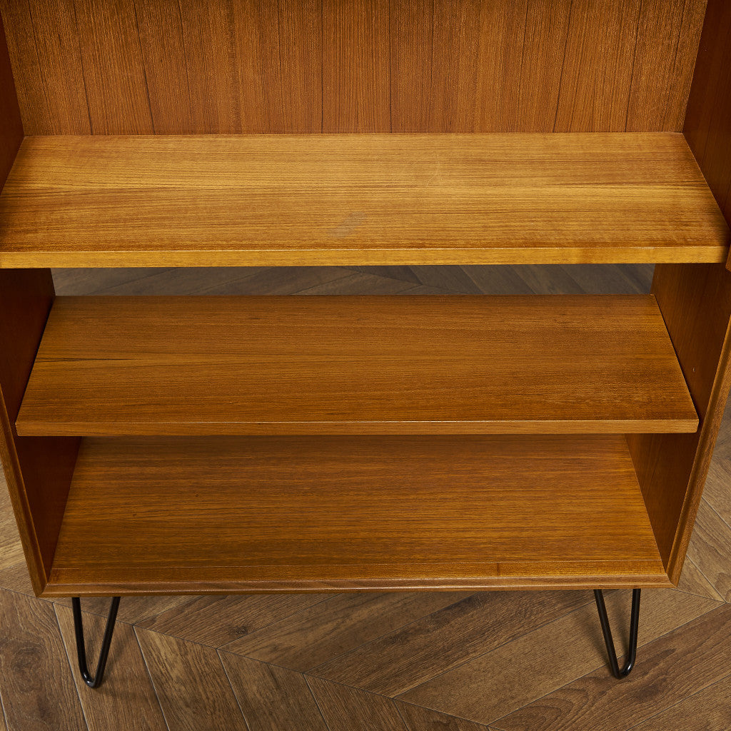 Form FIVE ヴィンテージ ブックケース (カスタム アイアン ヘアピンレッグ)