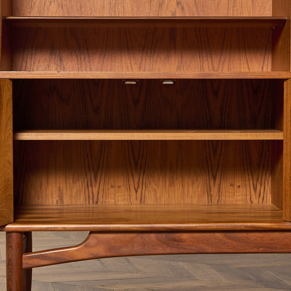 Brasilia ハイ サイドボード