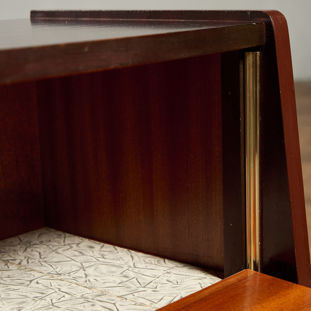 英国 ヴィンテージ ベッドサイド キャビネット