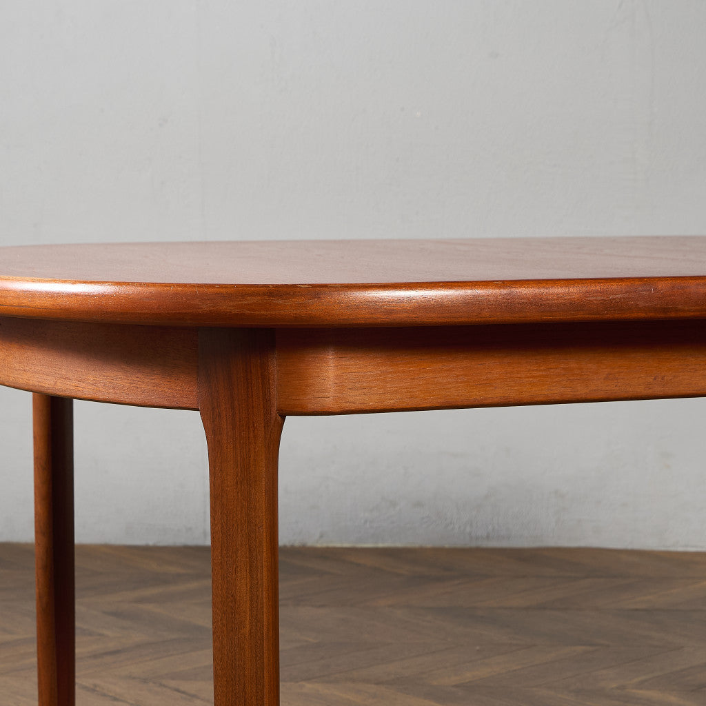 英国 ヴィンテージ オーバル ロング ダイニングテーブル