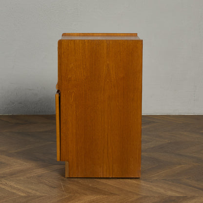 ヴィンテージ 十字扉 スモール キャビネット