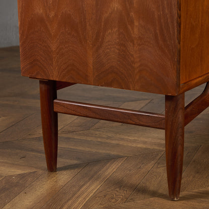 Brasilia ハイ サイドボード