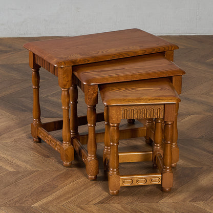 英国 クラシック ネストテーブル