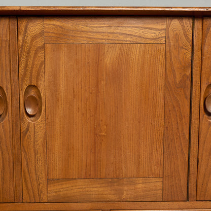 ウィンザー サイドボード