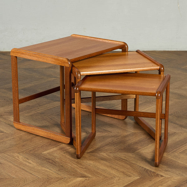 使い方いろいろ入れ子のテーブル ネストテーブル | camori