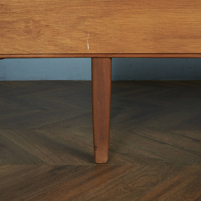 イギリスヴィンテージ サイドボード / カップボード