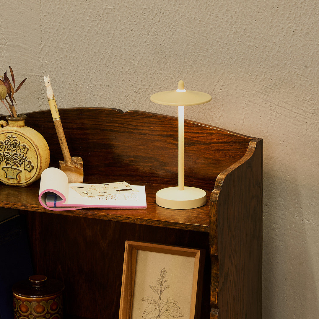 Pala ポータブルランプ / sand beige