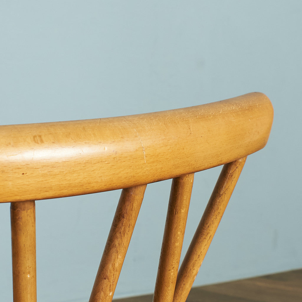 ラティスドチェア