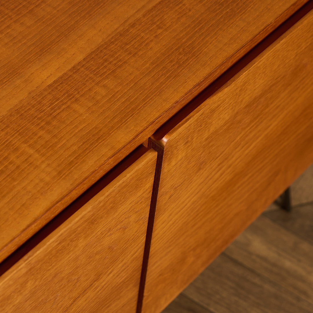 ヴィンテージ サイドボード カスタム アイアン ヘアピンレッグ