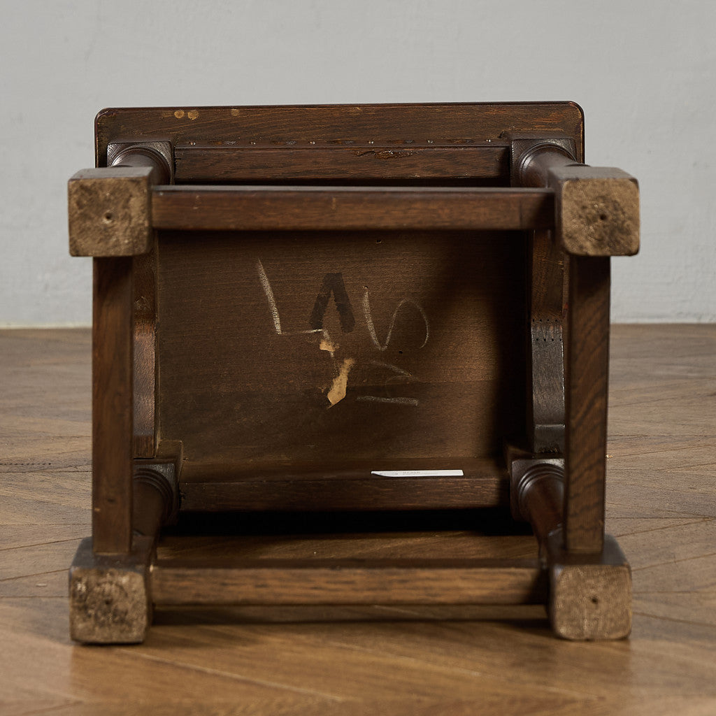 英国 クラシック サイドテーブル