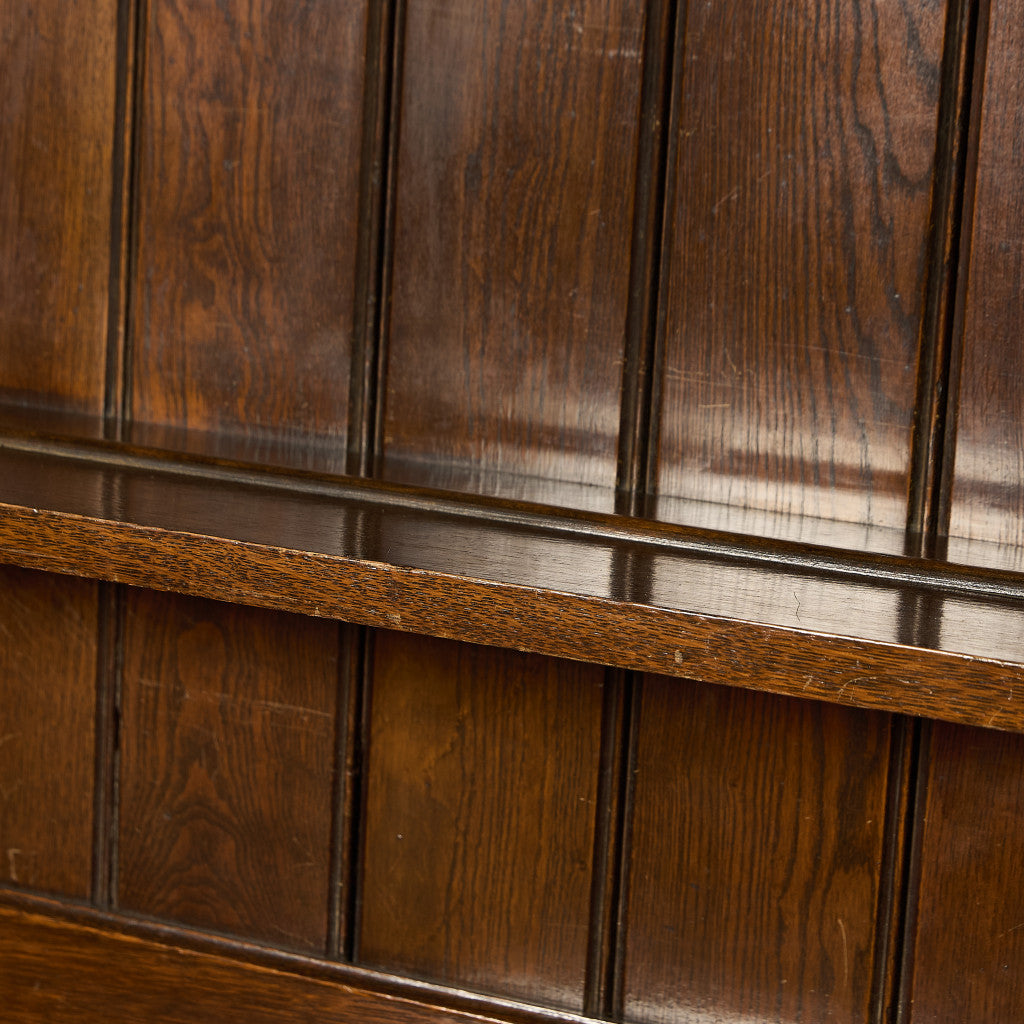 英国 クラシック ウェルシュドレッサー  食器棚