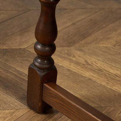 ネストテーブル