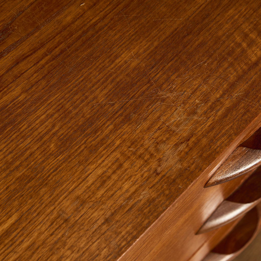 ヴィンテージ ハイサイドボード