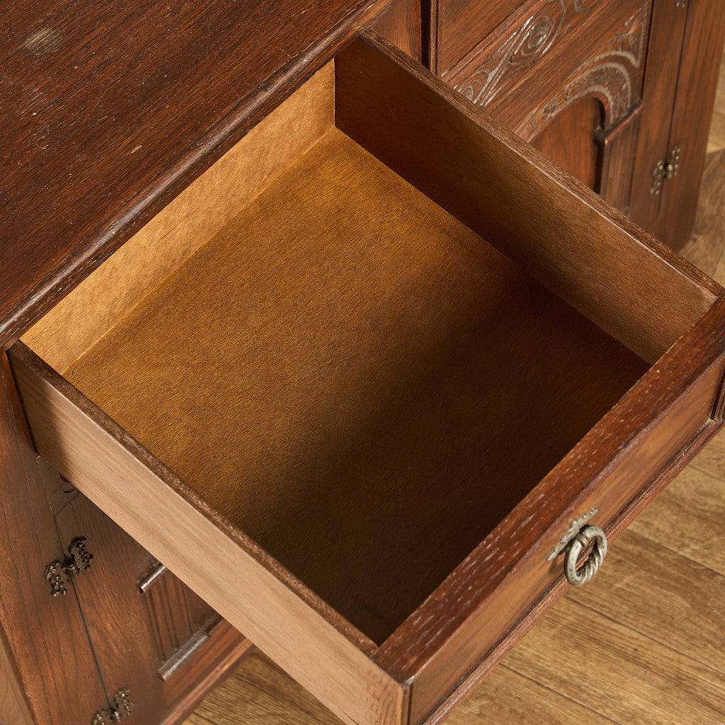 英国 クラシック キャビネット