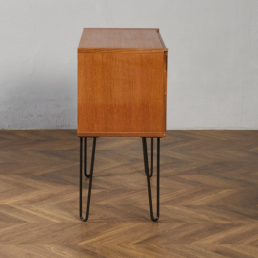 ヴィンテージ キャビネット カスタム アイアン ヘアピンレッグ