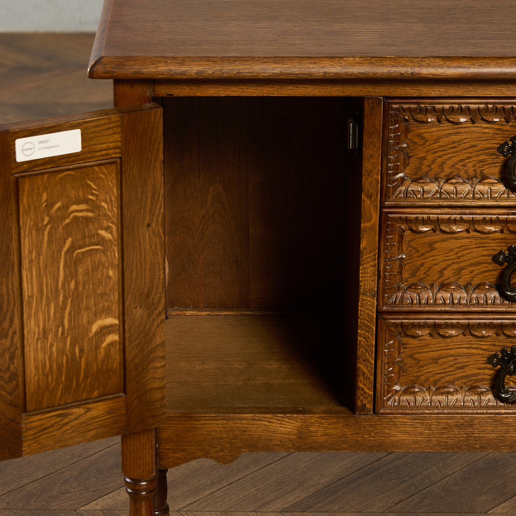 英国 クラシック サイドキャビネット サイドテーブル