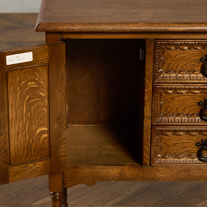 英国 クラシック サイドキャビネット サイドテーブル