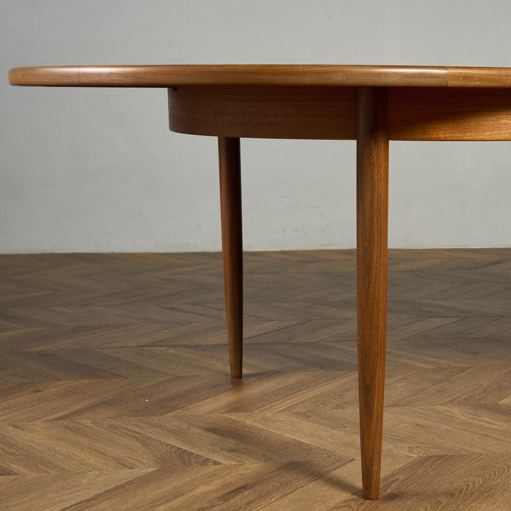 ヴィンテージ エクステンション オーバルダイニングテーブル