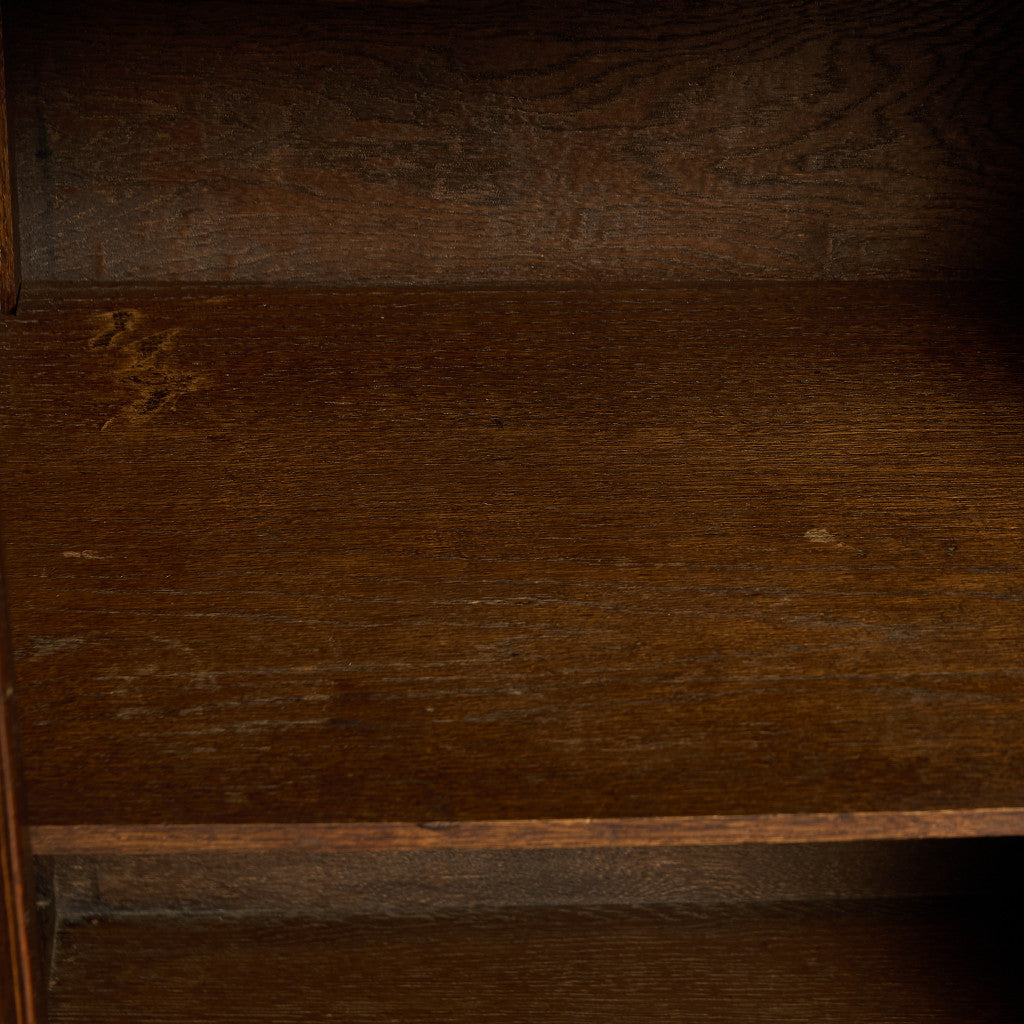 英国 クラシック コートカップボード