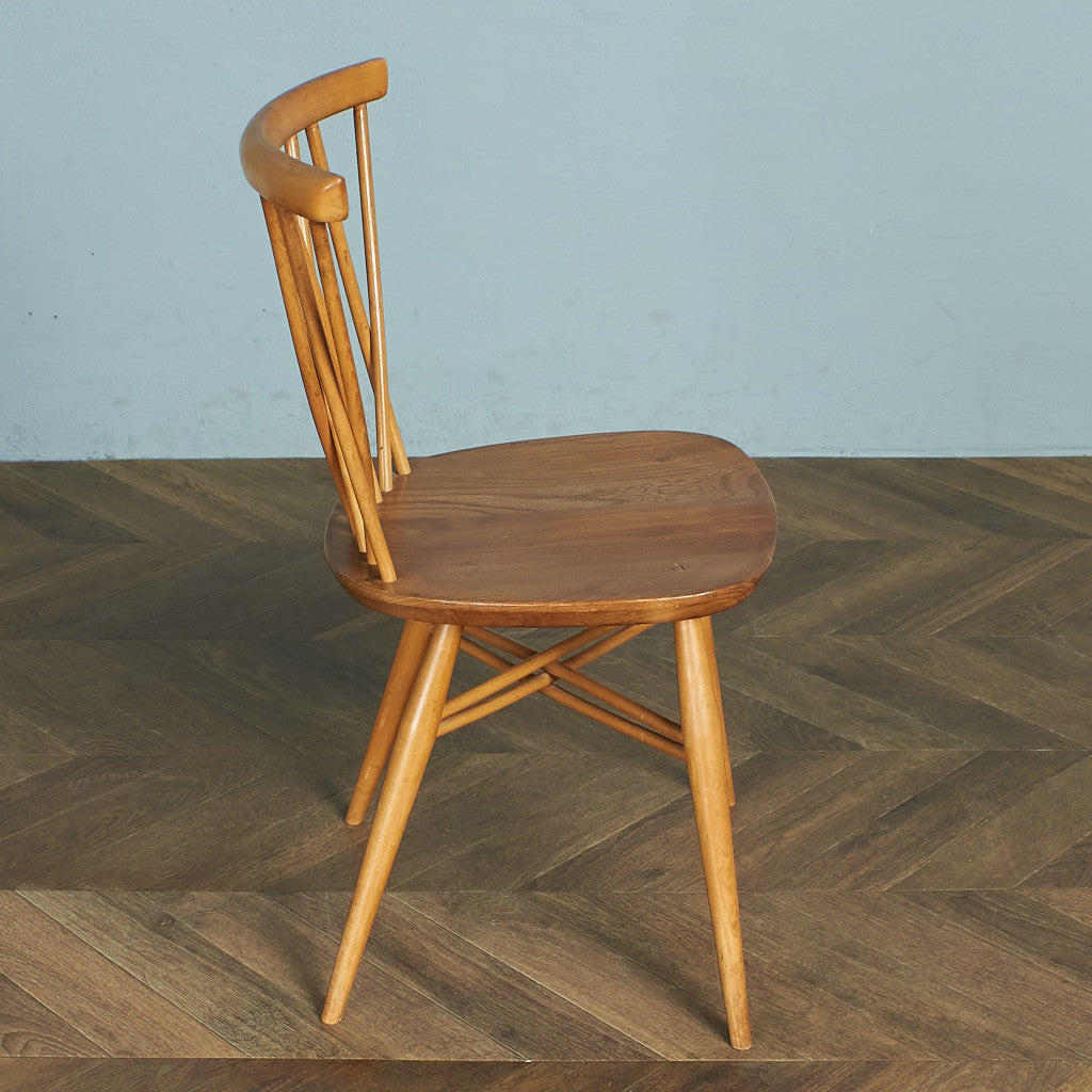 ラティスドチェア