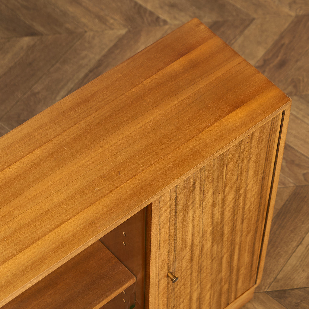 Cumbrae ヴィンテージ ナロー ガラス ブックケース 食器棚