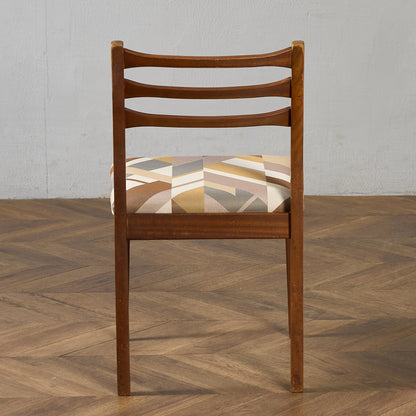 ヴィンテージ ダイニングチェア / 座面張替え済み (LUUM)