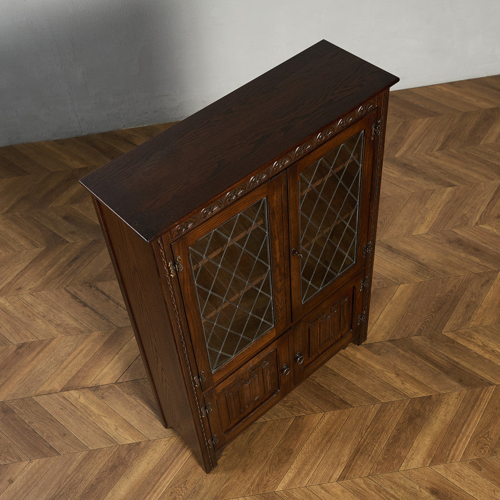 ガラス キャビネット