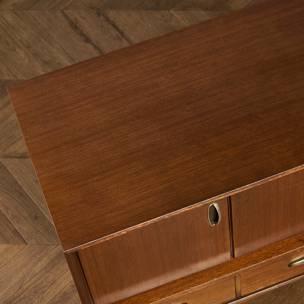 Brasilia クロームハンドル サイドボード