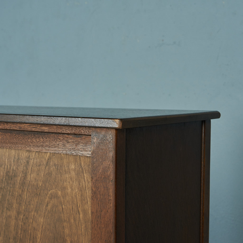 ジェイシーファニチャー Jaycee Furniture ガラスキャビネット