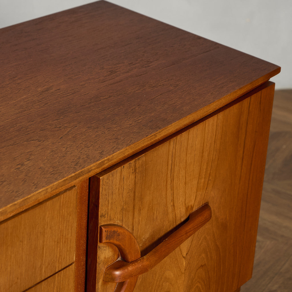 ヴィンテージ サイドボード