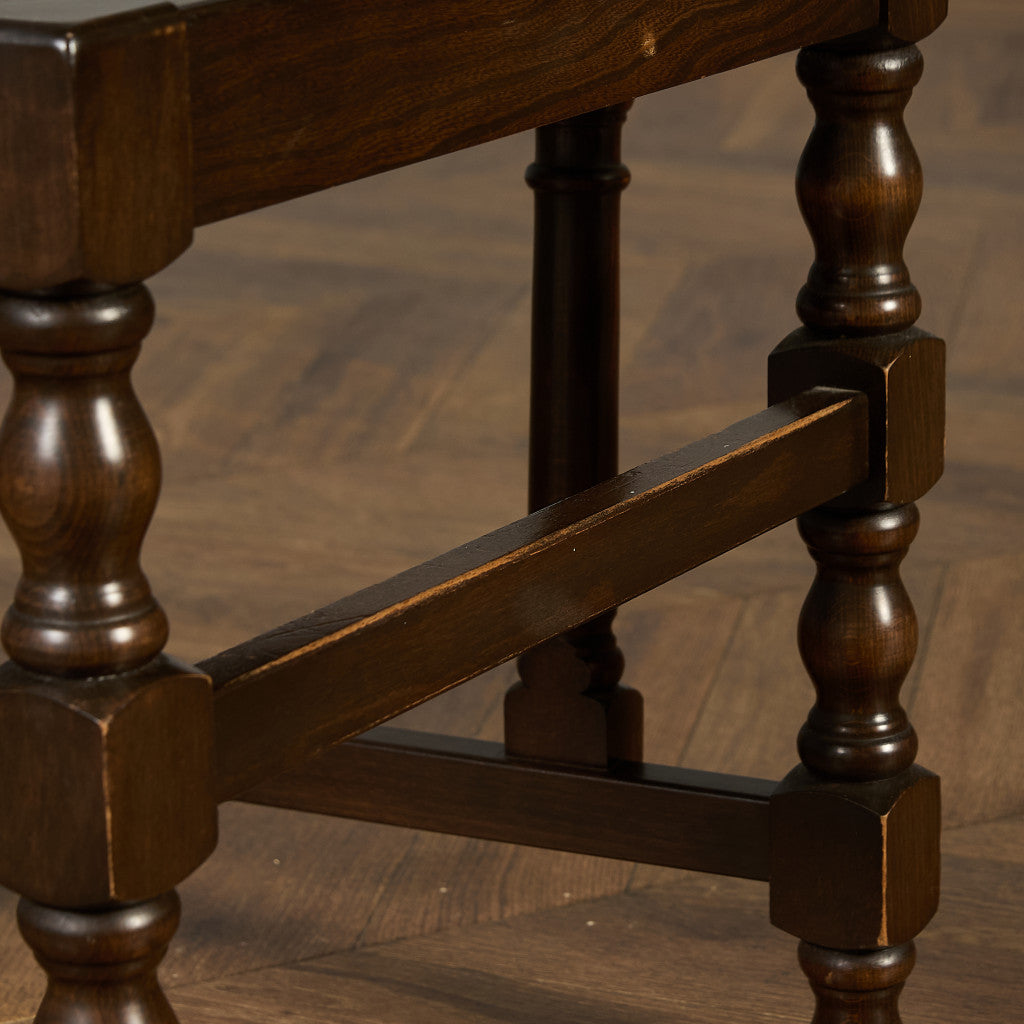 オールドコロニアル ヨークシャー アームチェア ラウンドゴールドラベル