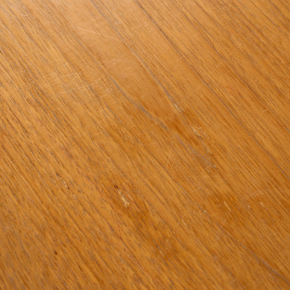 ネストテーブル