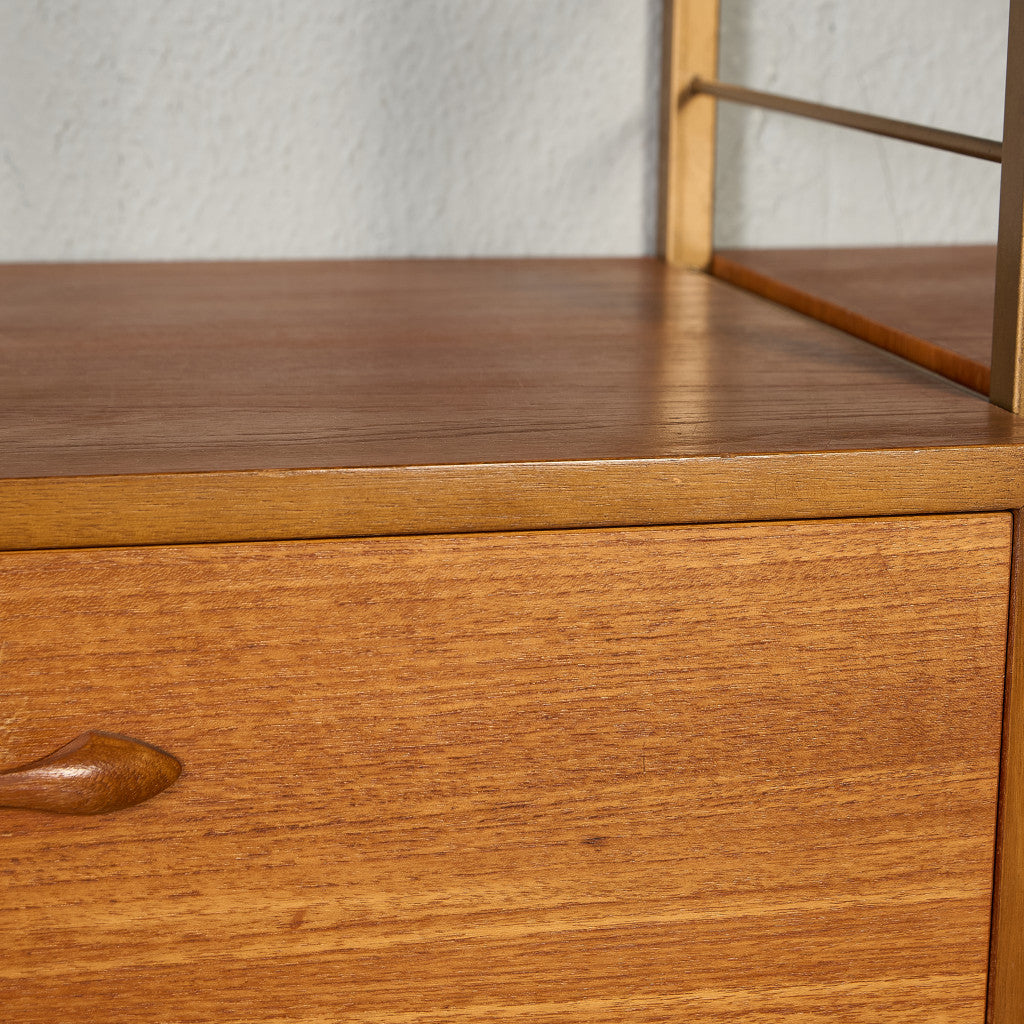 ウォールユニット