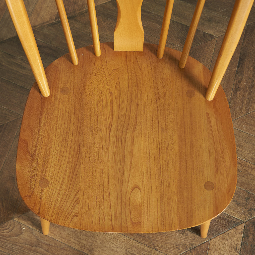 シスルバックチェア / ラウンドメタルラベル