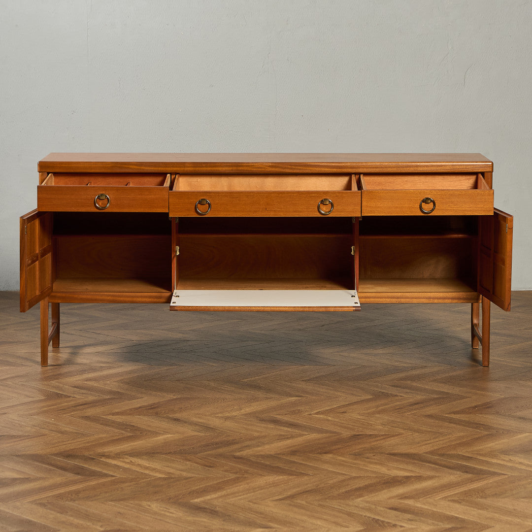 十字扉 ヴィンテージ サイドボード