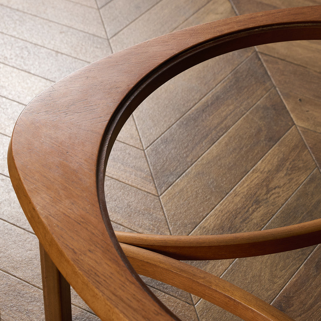 ヴィンテージ トライアングル ガラストップテーブル