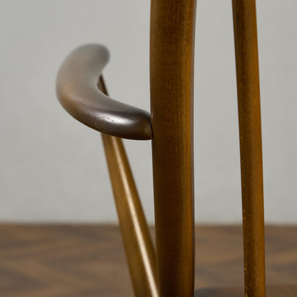 ヴィンテージ クエーカー アームチェア ラウンドゴールドラベル