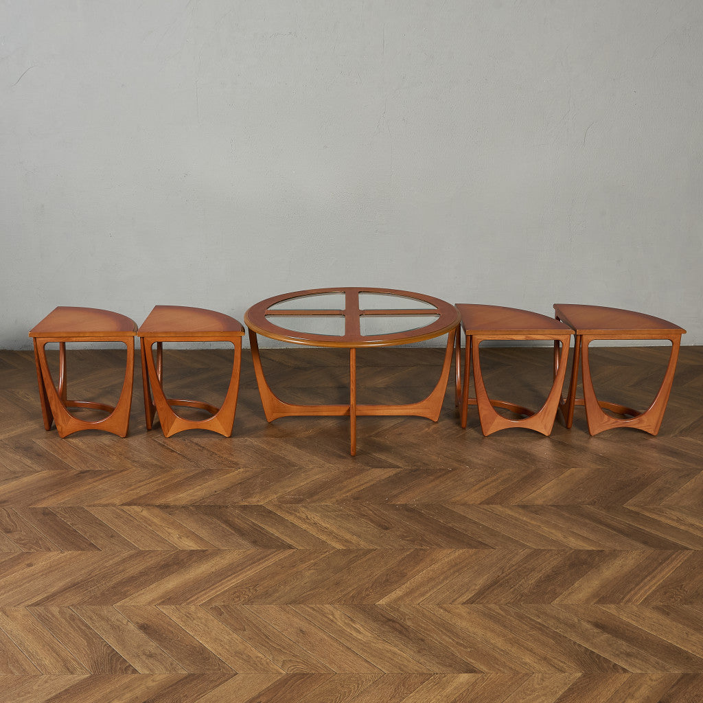 ヴィンテージ ガラストップ ネスト コーヒーテーブル