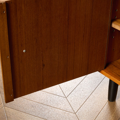 英国 ヴィンテージ キャビネット